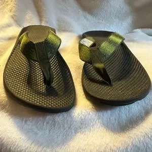 Size 9 Chaco Sandals Brown in GUC Chaco | Shoes | Guc Chaco Sandals Size 9 Womens | Poshmark main image 3